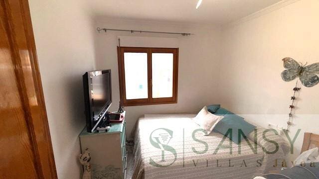 4 sovrum Villa till salu i Denia med pool garage - 490 000 € (Ref: 9706049)