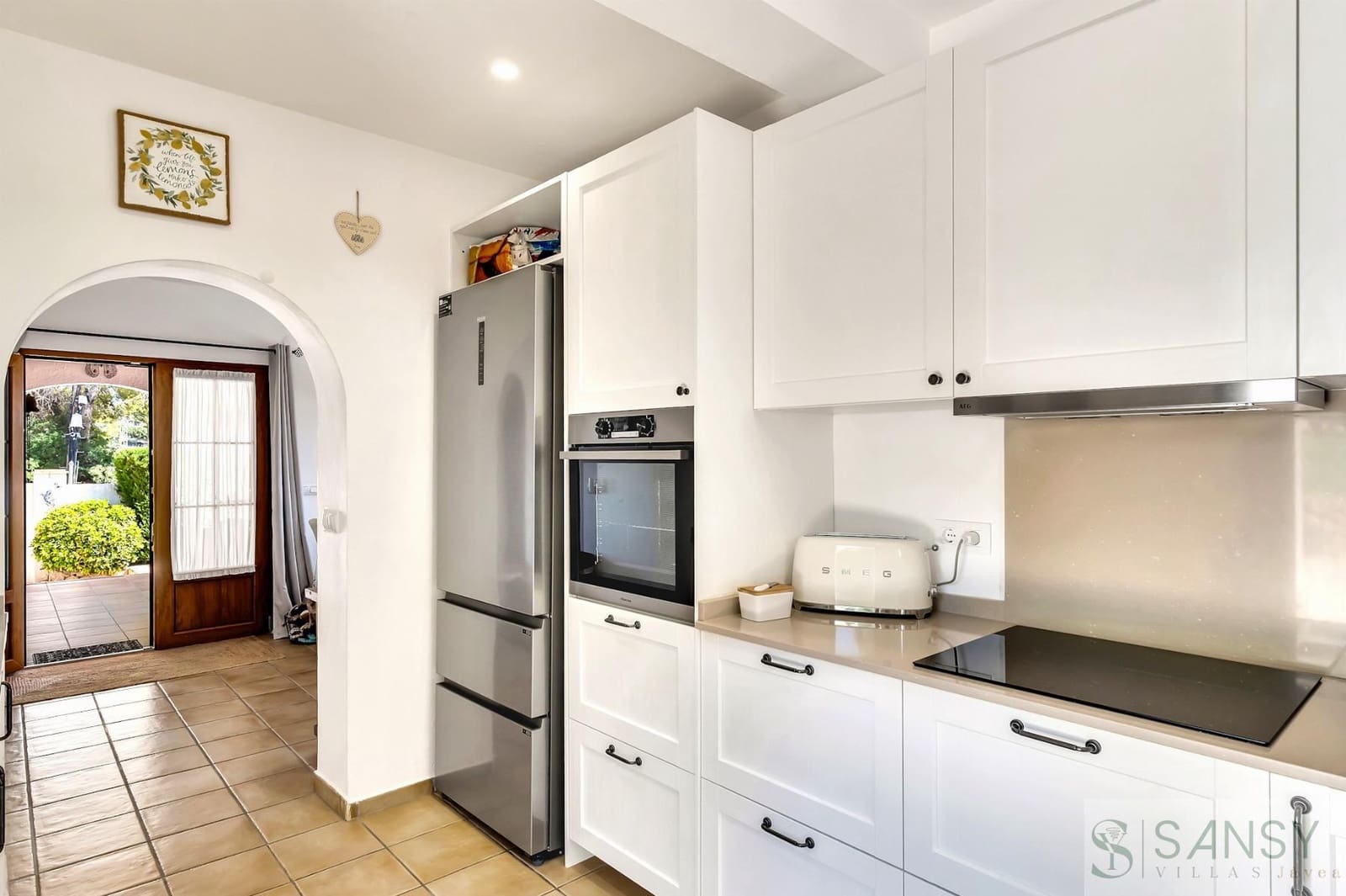 3 soveværelse Villa til salg i Benissa med swimmingpool garage - € 690.000 (Ref: 9720966)