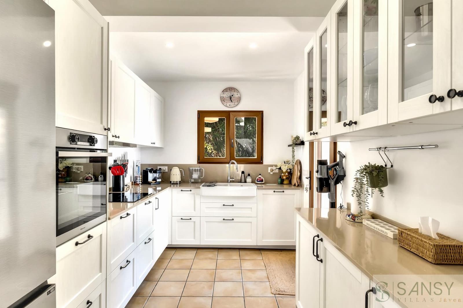 3 soveværelse Villa til salg i Benissa med swimmingpool garage - € 690.000 (Ref: 9720966)