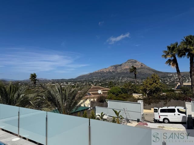 3 slaapkamer Villa te koop in Centro ciudad, Javea / Xàbia met zwembad garage - € 1.190.000 (Ref: 9747462)