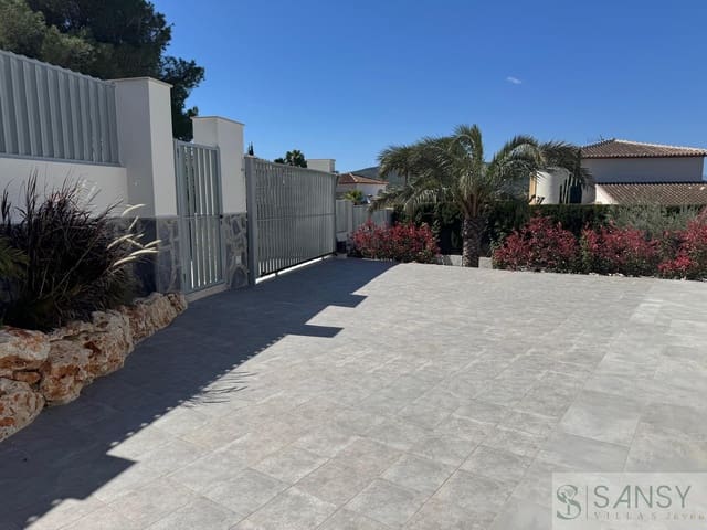 3 slaapkamer Villa te koop in Centro ciudad, Javea / Xàbia met zwembad garage - € 1.190.000 (Ref: 9747462)