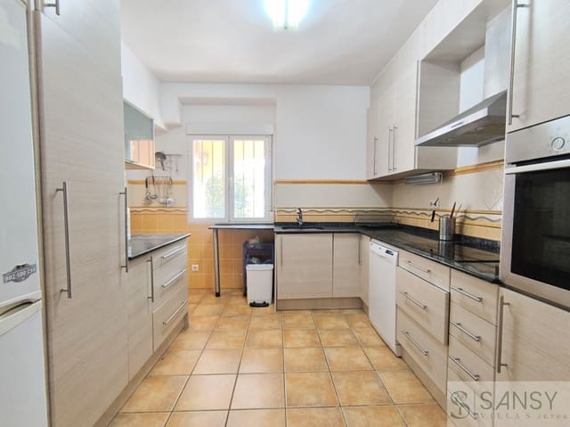 3 sovrum Villa till salu i Parcent med garage - 495 000 € (Ref: 9764917)