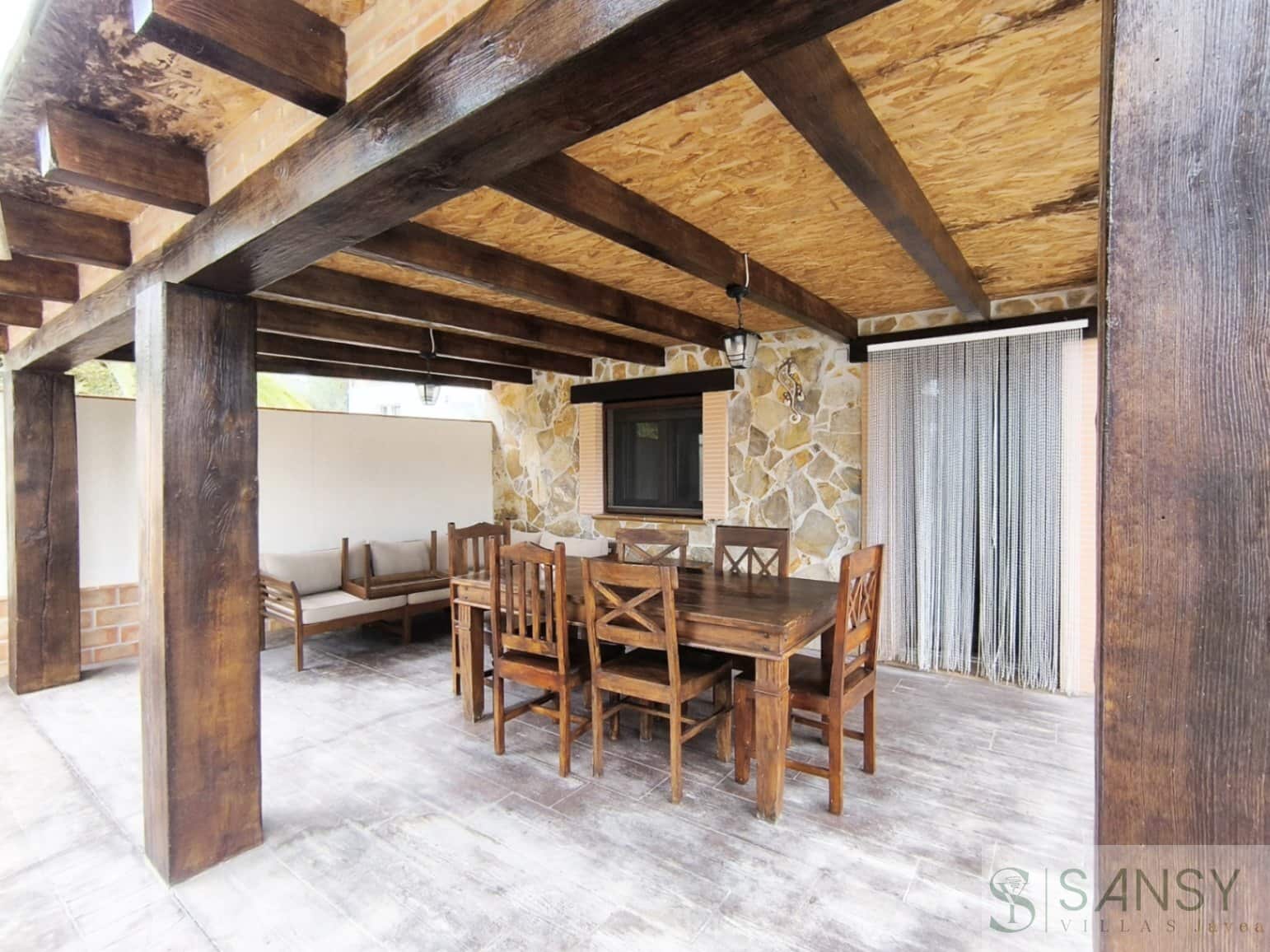 4 chambre Villa/Maison à vendre à Denia avec piscine garage - 750 000 € (Ref: 9764919)