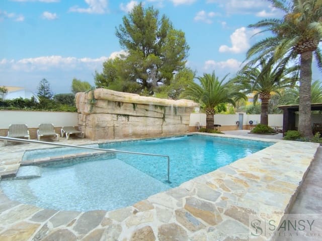 4 chambre Villa/Maison à vendre à El Montgó, Dénia avec piscine garage - 750 000 € (Ref: 9764919)