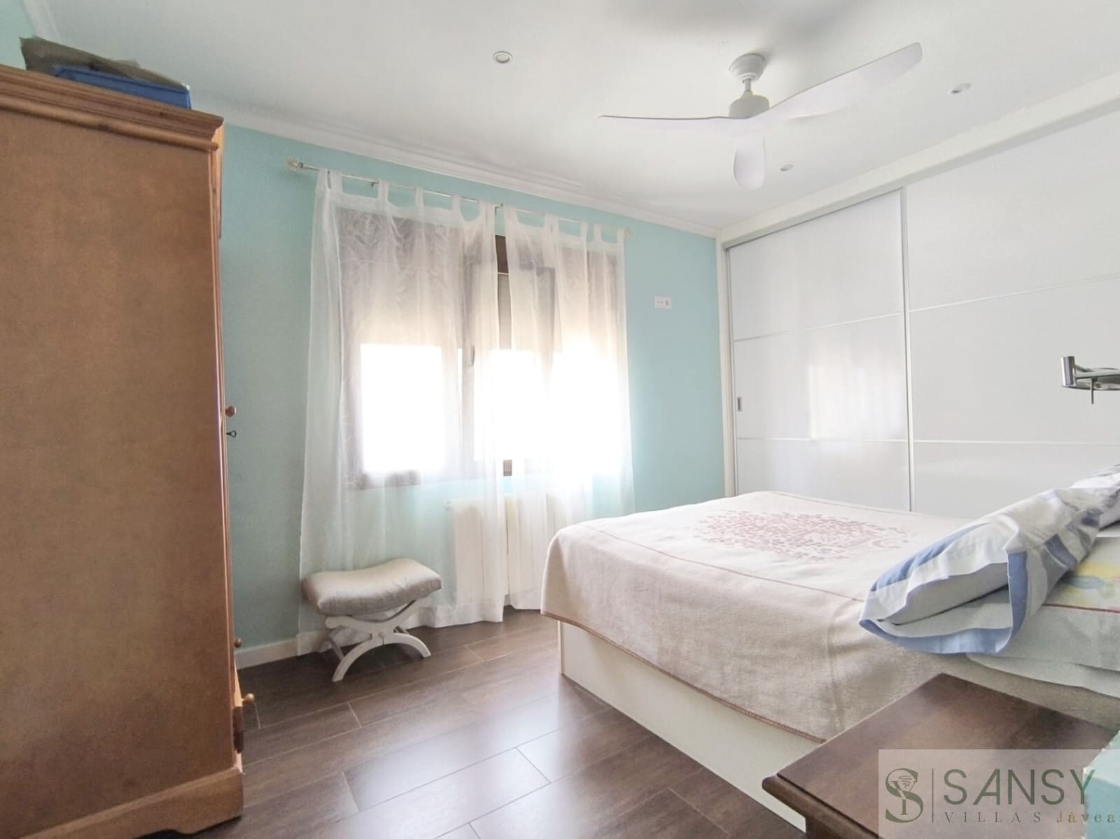 4 chambre Villa/Maison à vendre à Denia avec piscine garage - 750 000 € (Ref: 9764919)