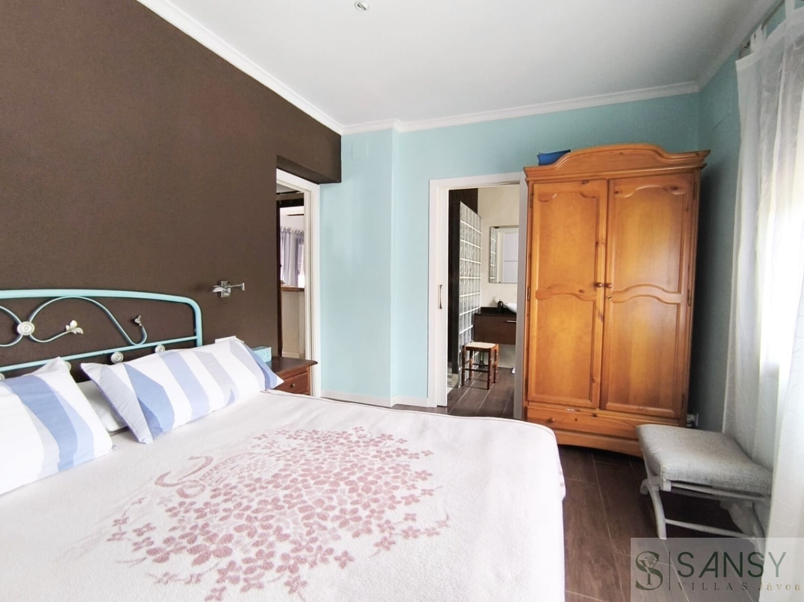 4 chambre Villa/Maison à vendre à Denia avec piscine garage - 750 000 € (Ref: 9764919)