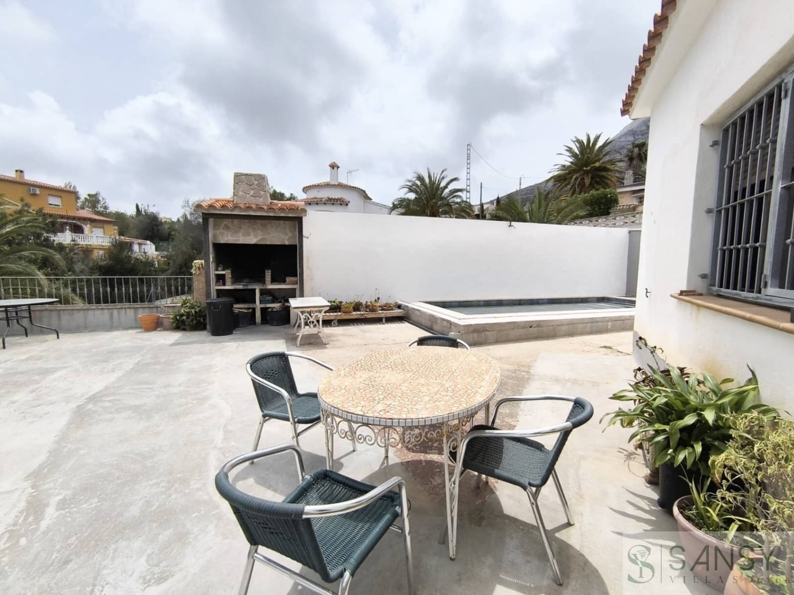 4 chambre Villa/Maison à vendre à Denia avec piscine garage - 750 000 € (Ref: 9764919)