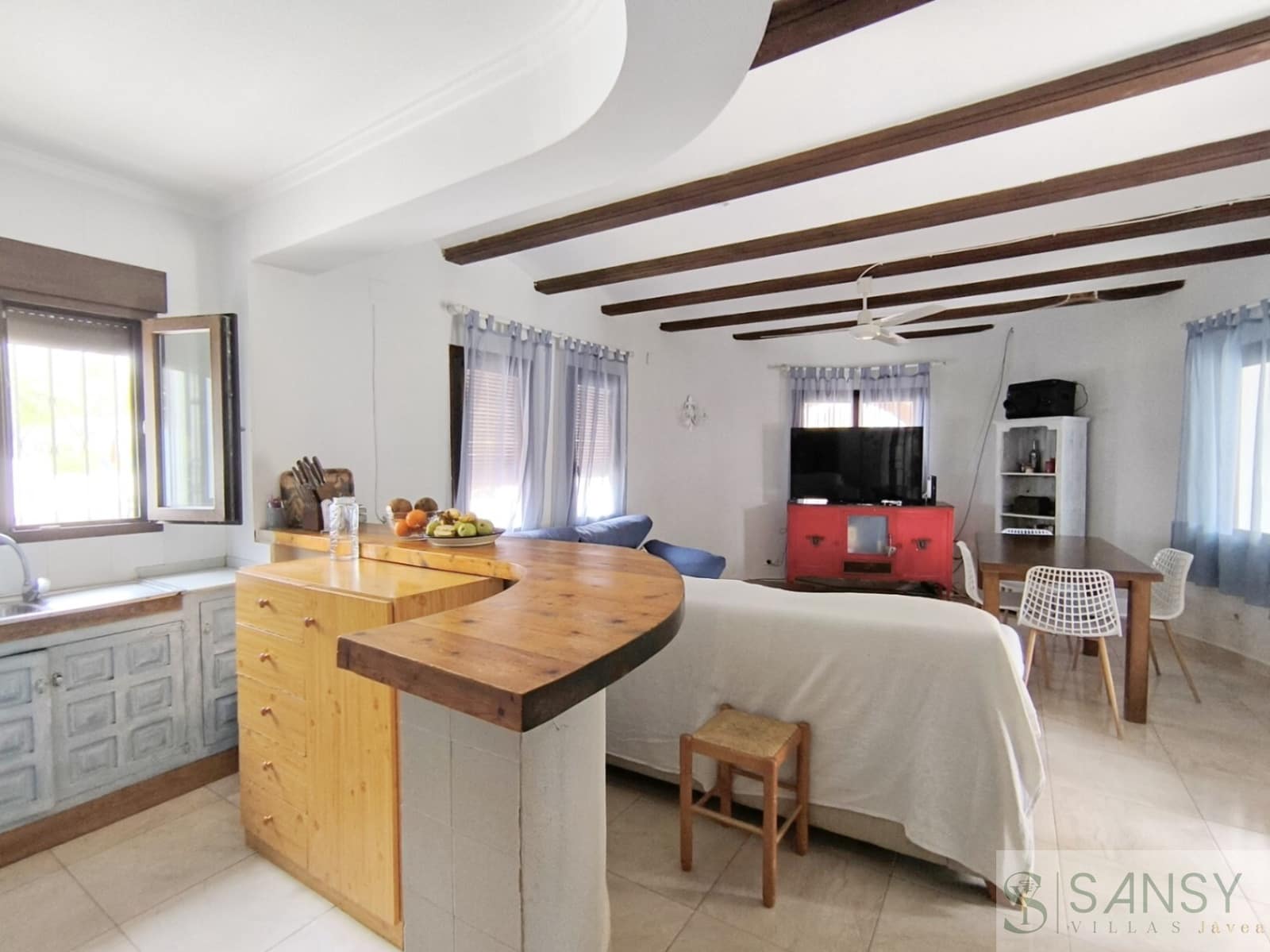 4 chambre Villa/Maison à vendre à Denia avec piscine garage - 750 000 € (Ref: 9764919)