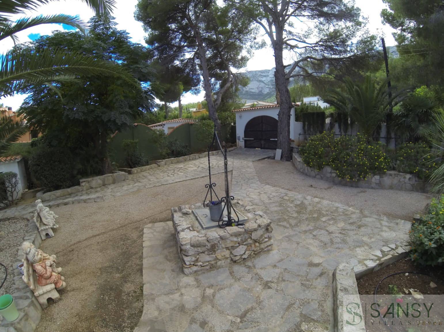 6 sypialnia Willa na sprzedaż w Denia z basenem garażem - 790 000 € (Ref: 9764921)