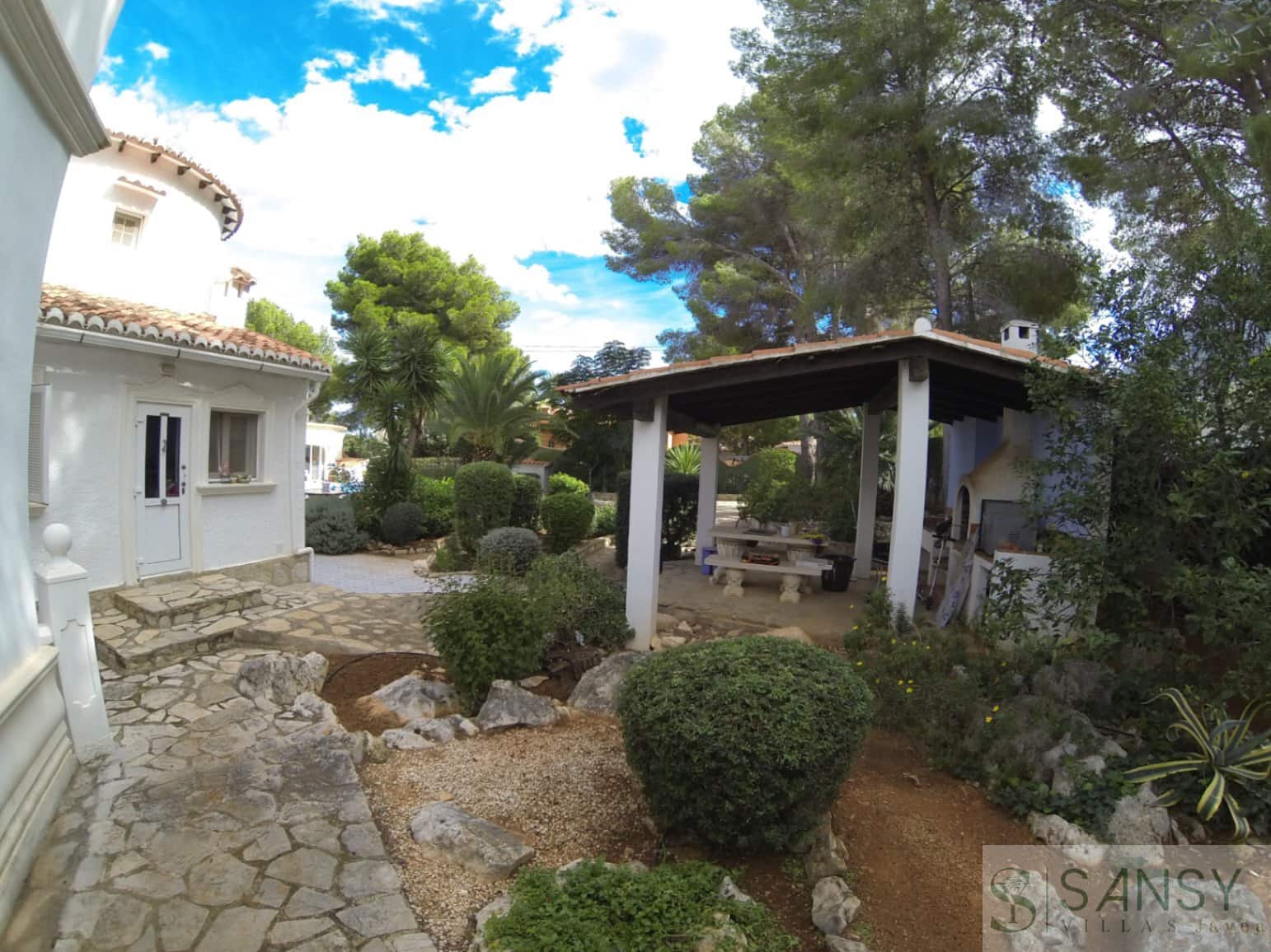 6 sypialnia Willa na sprzedaż w Denia z basenem garażem - 790 000 € (Ref: 9764921)