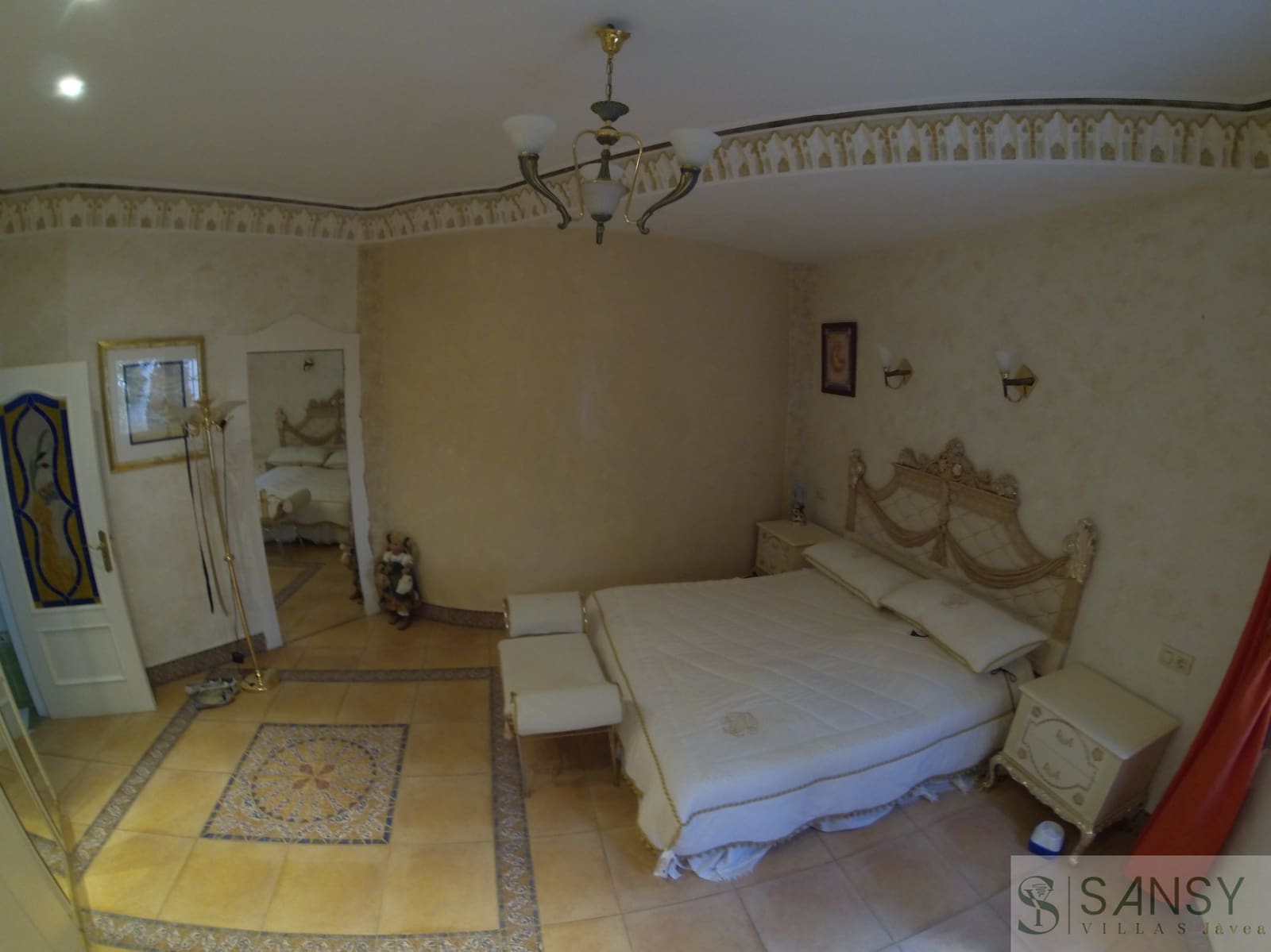 6 sypialnia Willa na sprzedaż w Denia z basenem garażem - 790 000 € (Ref: 9764921)