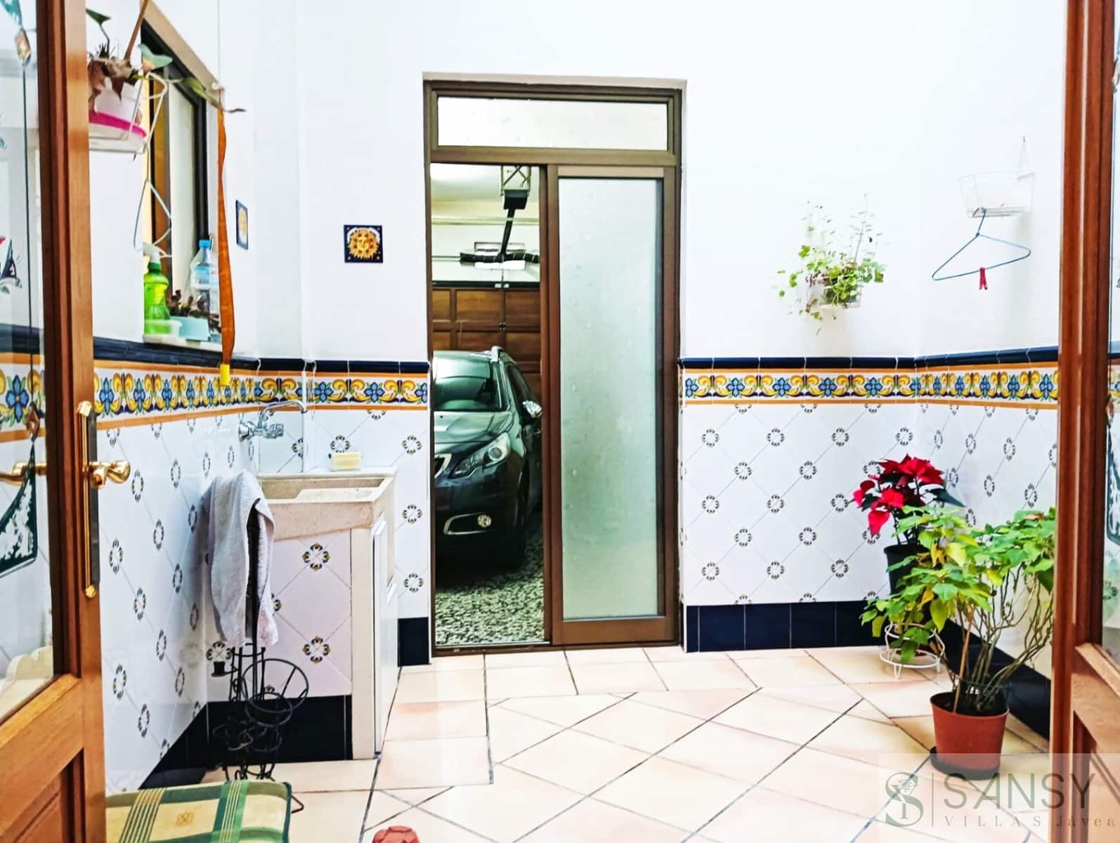 7 quarto Casa em Banda para venda em Oliva com garagem - 285 000 € (Ref: 9764924)