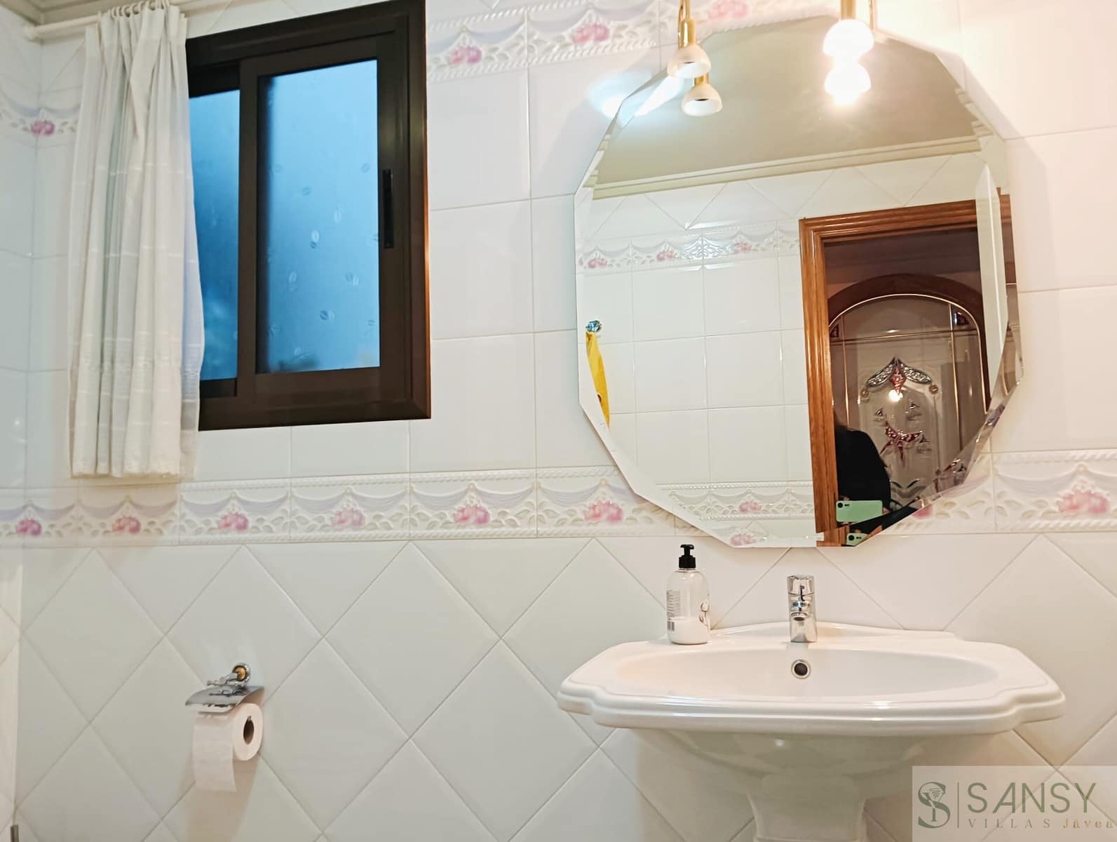 7 quarto Casa em Banda para venda em Oliva com garagem - 285 000 € (Ref: 9764924)