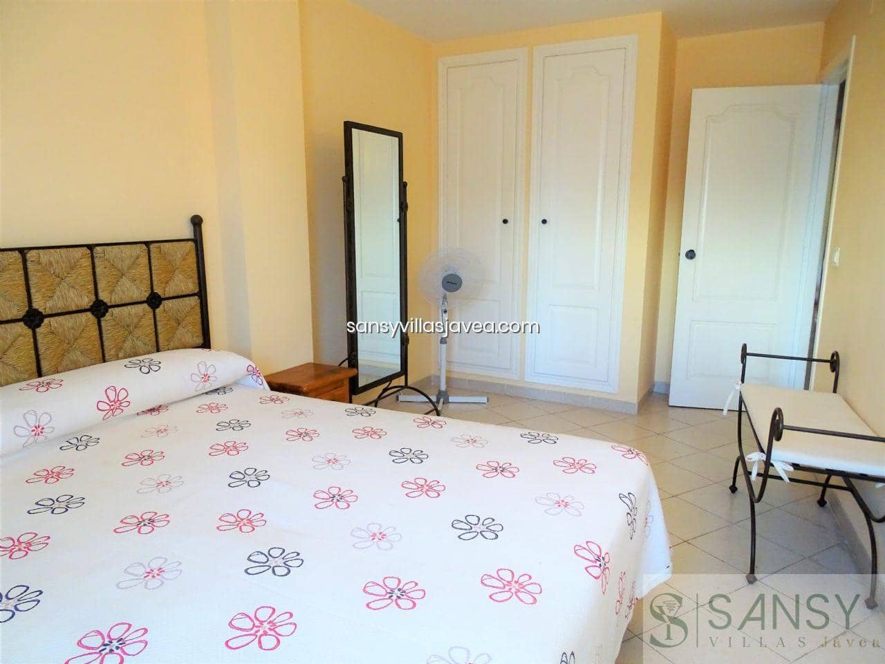 3 sypialnia Apartament do wynajęcia w Javea / Xabia z basenem garażem - 1 200 € (Ref: 9782861)