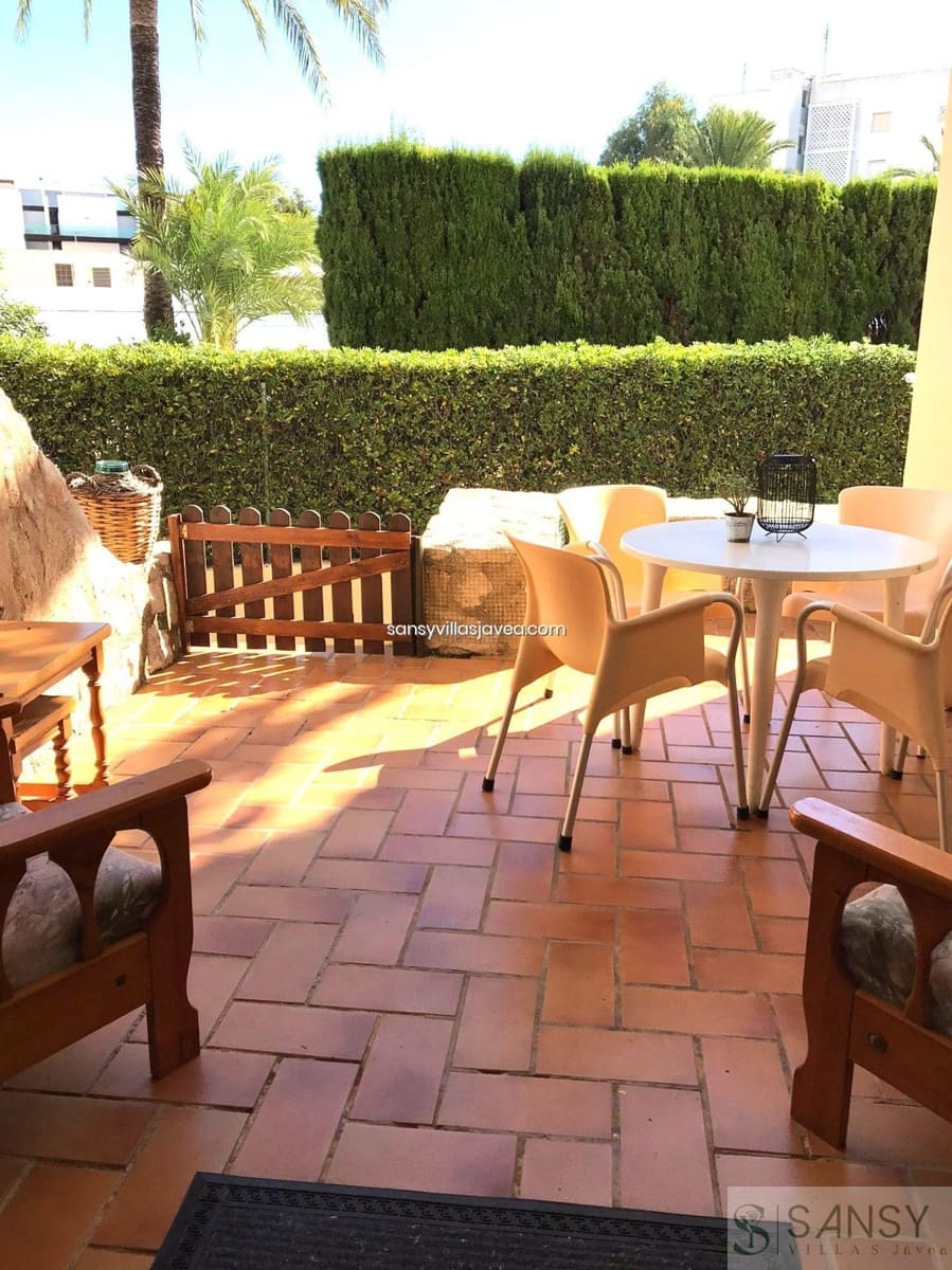 3 sypialnia Apartament do wynajęcia w Javea / Xabia z basenem garażem - 1 200 € (Ref: 9782861)