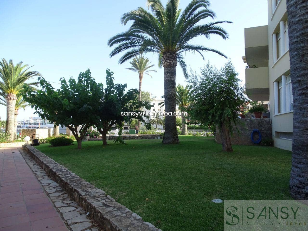 3 sypialnia Apartament do wynajęcia w Javea / Xabia z basenem garażem - 1 200 € (Ref: 9782861)