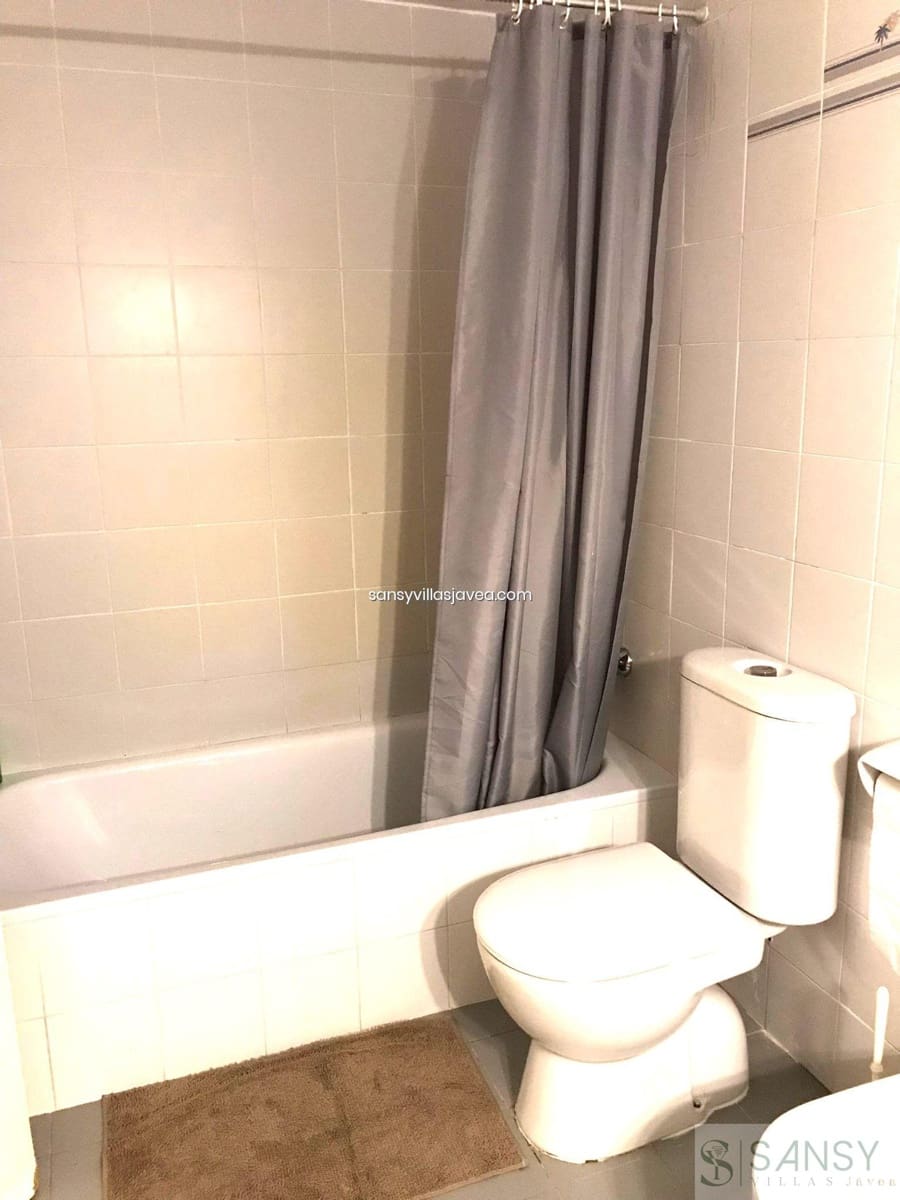 3 sypialnia Apartament do wynajęcia w Javea / Xabia z basenem garażem - 1 200 € (Ref: 9782861)