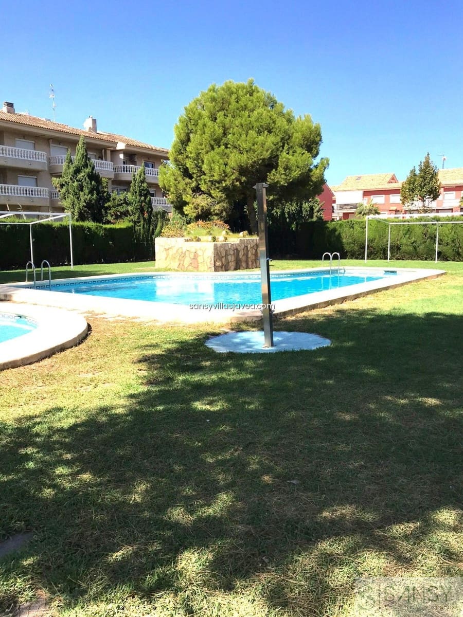 3 sypialnia Apartament do wynajęcia w Javea / Xabia z basenem garażem - 1 200 € (Ref: 9782861)