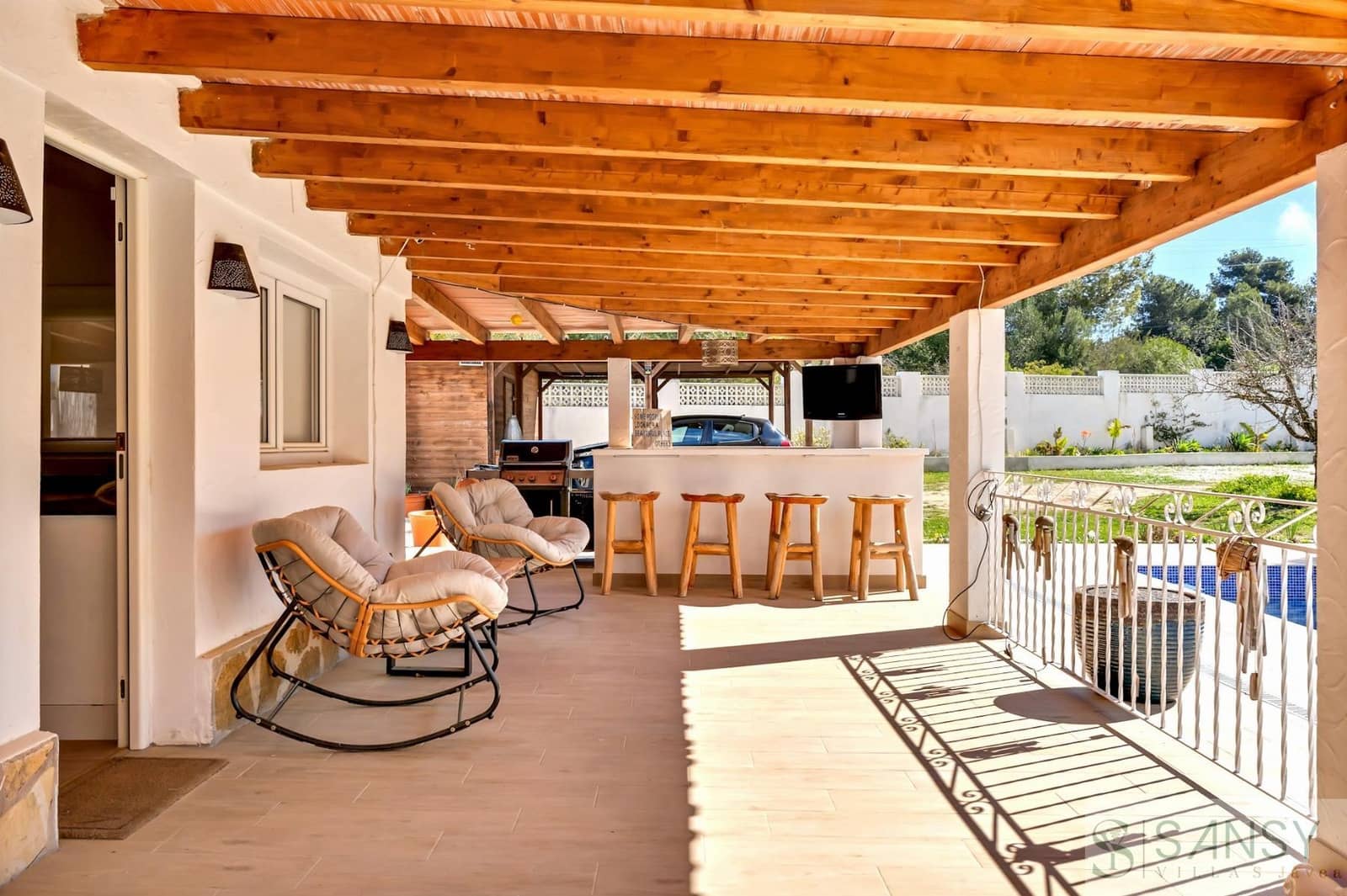 3 makuuhuone Huvila myytävänä paikassa Pinosol mukana uima-altaan 
autotalli - 845 000 € (Ref: 9783525)