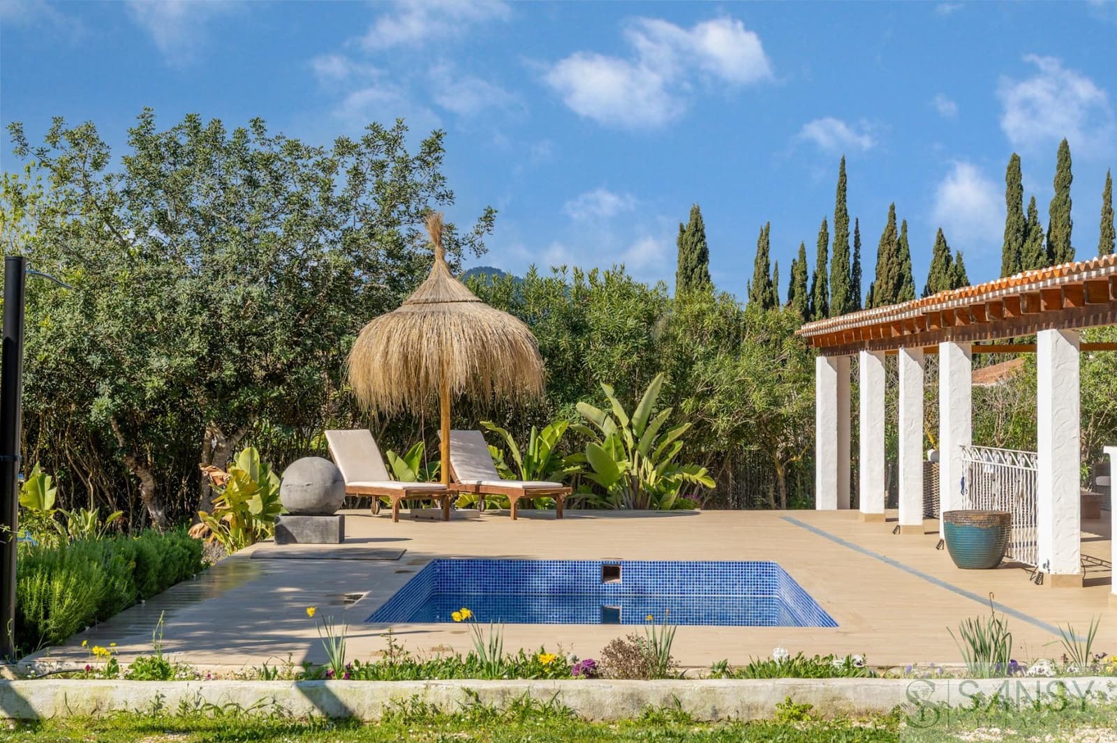 3 makuuhuone Huvila myytävänä paikassa Pinosol mukana uima-altaan 
autotalli - 845 000 € (Ref: 9783525)