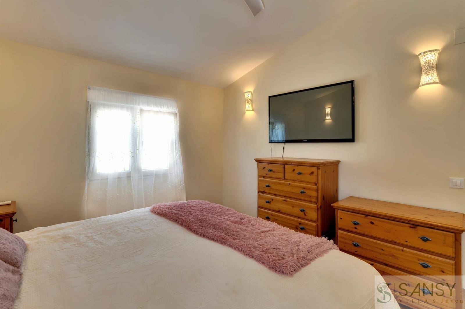 3 makuuhuone Huvila myytävänä paikassa Pinosol mukana uima-altaan 
autotalli - 845 000 € (Ref: 9783525)