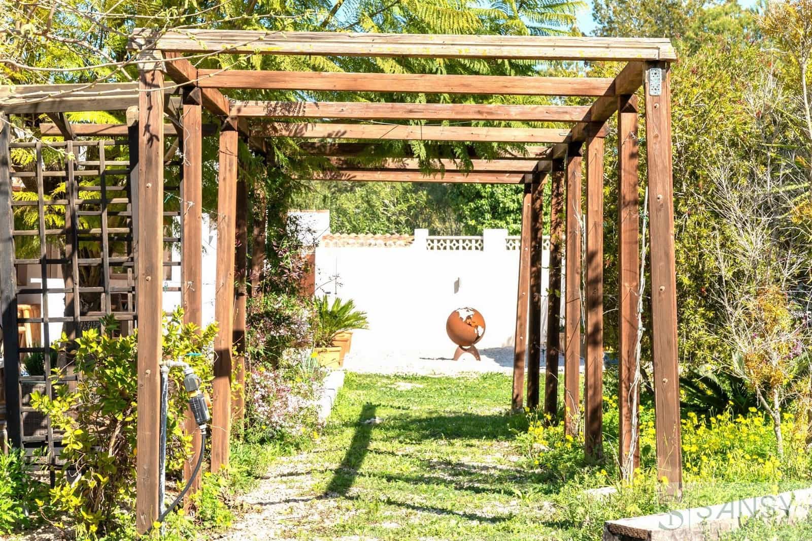 3 makuuhuone Huvila myytävänä paikassa Pinosol mukana uima-altaan 
autotalli - 845 000 € (Ref: 9783525)