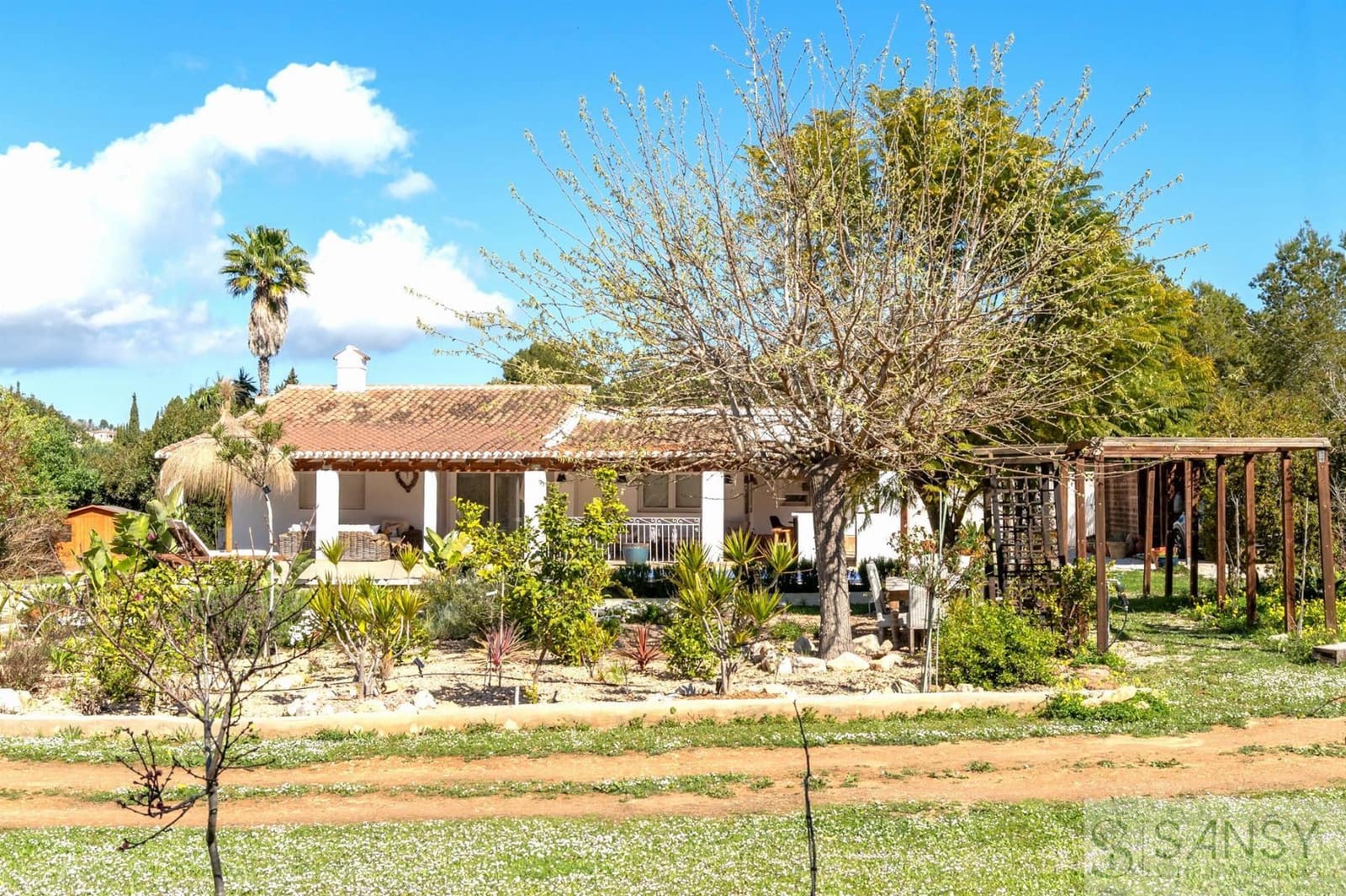 3 makuuhuone Huvila myytävänä paikassa Pinosol mukana uima-altaan 
autotalli - 845 000 € (Ref: 9783525)