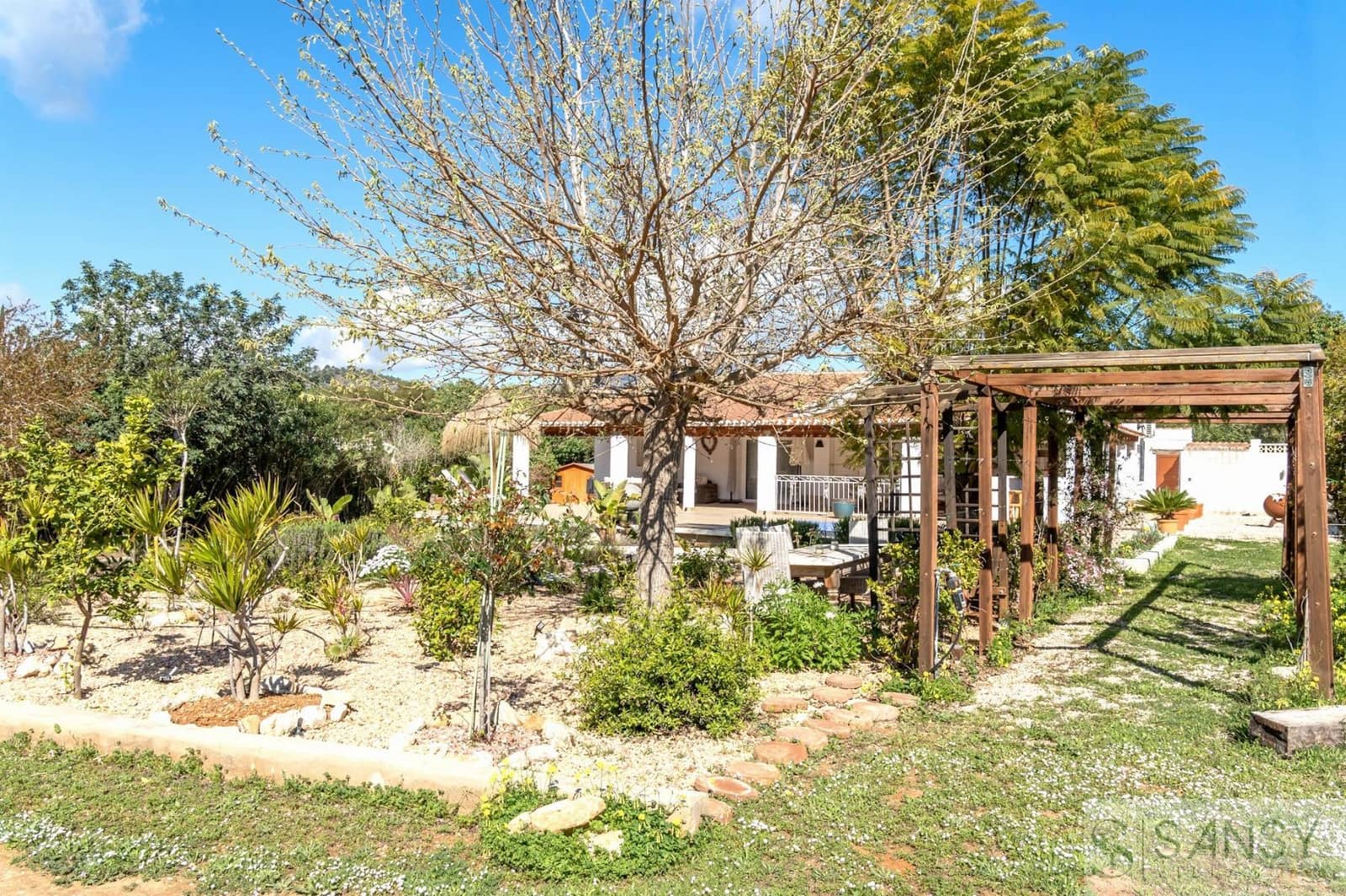 3 makuuhuone Huvila myytävänä paikassa Pinosol mukana uima-altaan 
autotalli - 845 000 € (Ref: 9783525)