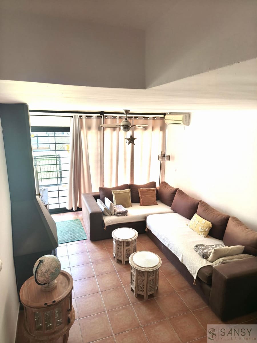 4 quarto Casa em Banda para venda em Javea / Xabia com piscina - 539 000 € (Ref: 9783539)