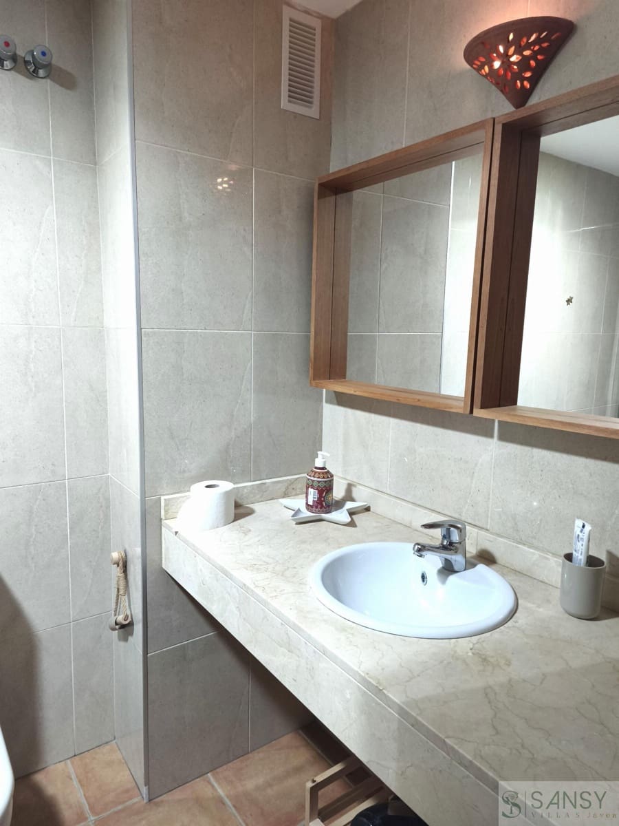 4 quarto Casa em Banda para venda em Javea / Xabia com piscina - 539 000 € (Ref: 9783539)