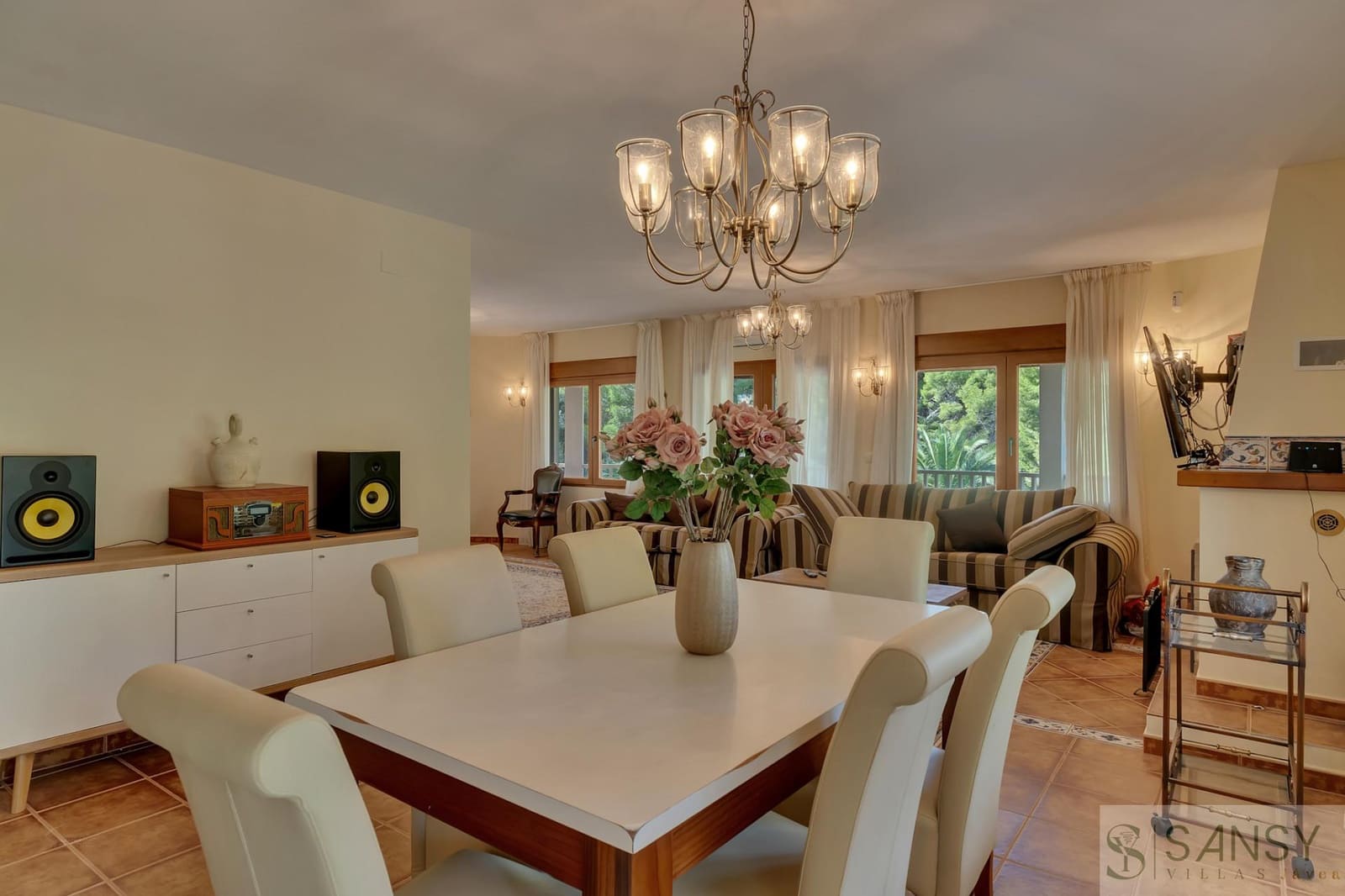 4 soverom Villa til salgs i Denia med svømmebasseng garasje - € 995 000 (Ref: 9796209)