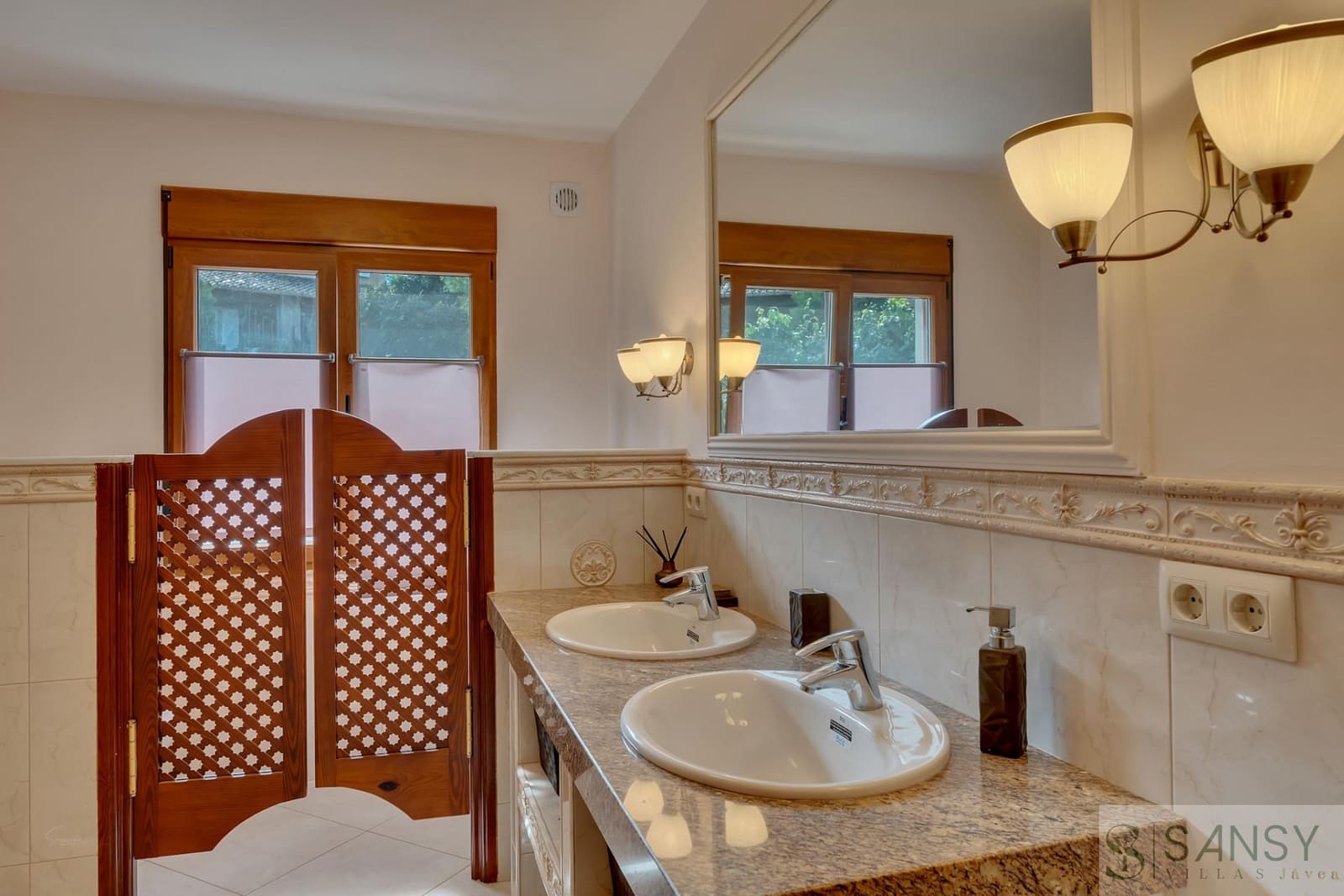 4 soverom Villa til salgs i Denia med svømmebasseng garasje - € 995 000 (Ref: 9796209)