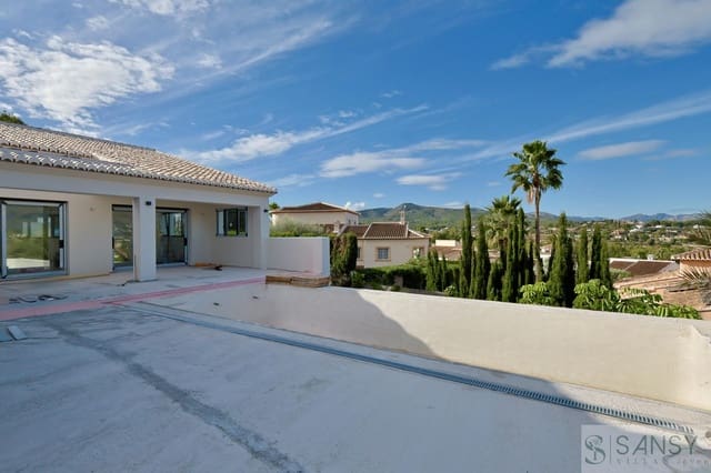 3 chambre Villa/Maison à vendre à Centro ciudad, Javea / Xàbia avec piscine garage - 1 190 000 € (Ref: 9796210)