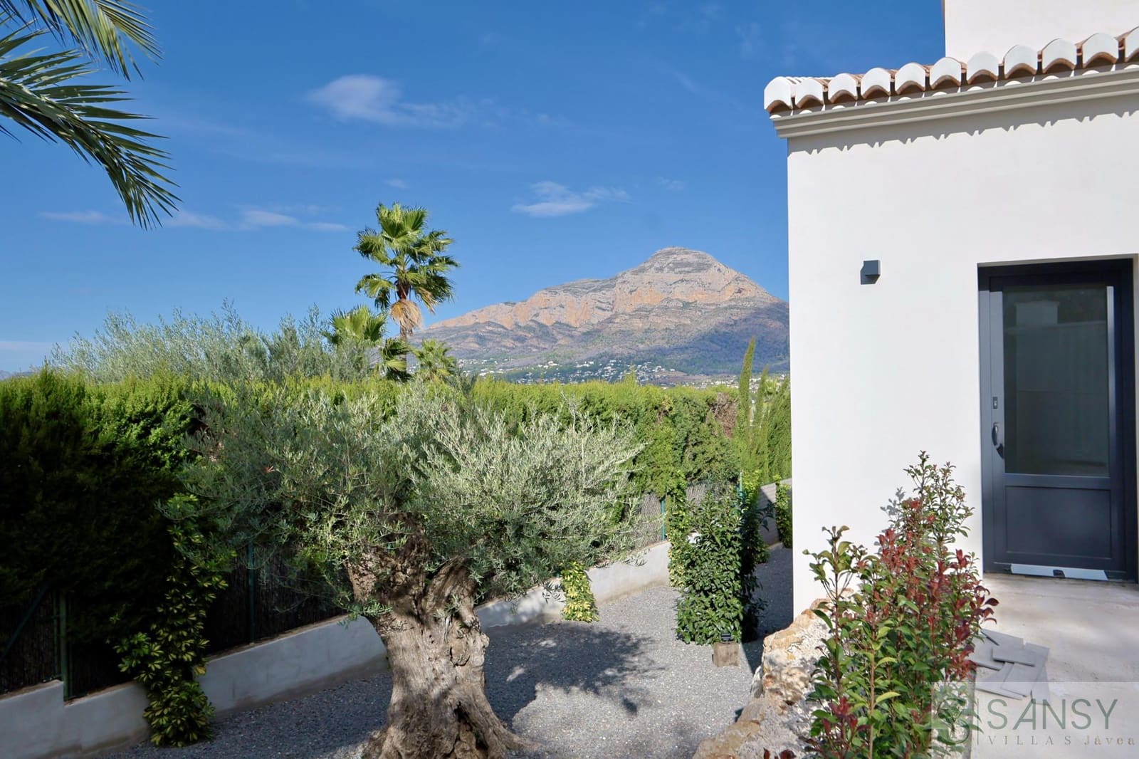 3 chambre Villa/Maison à vendre à Javea / Xabia avec piscine garage - 1 190 000 € (Ref: 9796210)