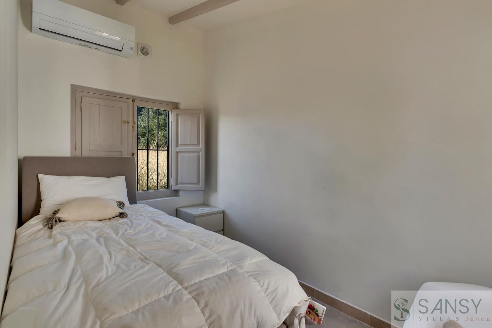 5 sypialnia Willa na sprzedaż w Jesus Pobre z basenem garażem - 1 550 000 € (Ref: 9796211)