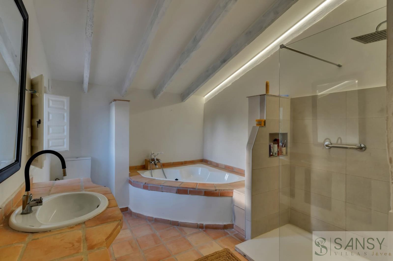 5 sypialnia Willa na sprzedaż w Jesus Pobre z basenem garażem - 1 550 000 € (Ref: 9796211)