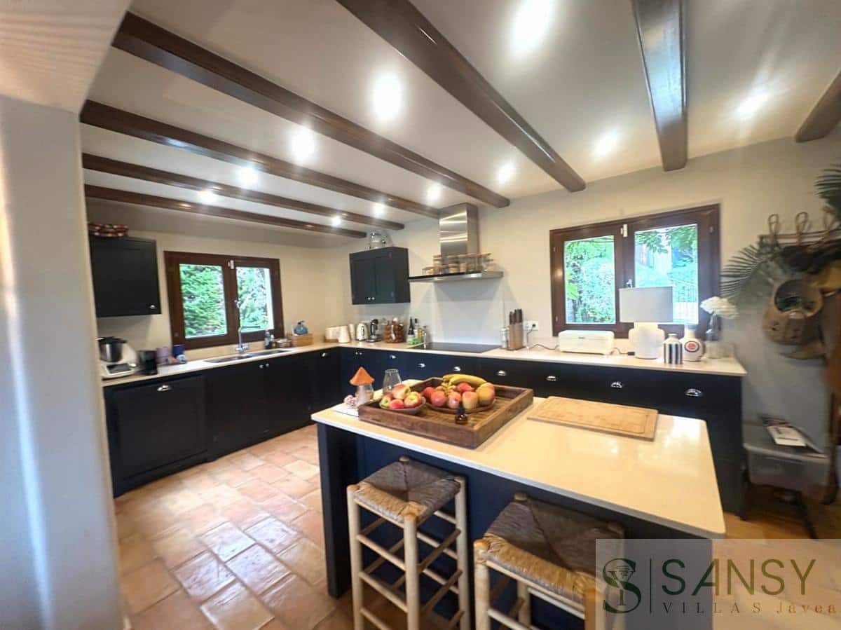 5 soveværelse Villa til salg i Javea / Xabia med swimmingpool garage - € 1.495.000 (Ref: 9796214)