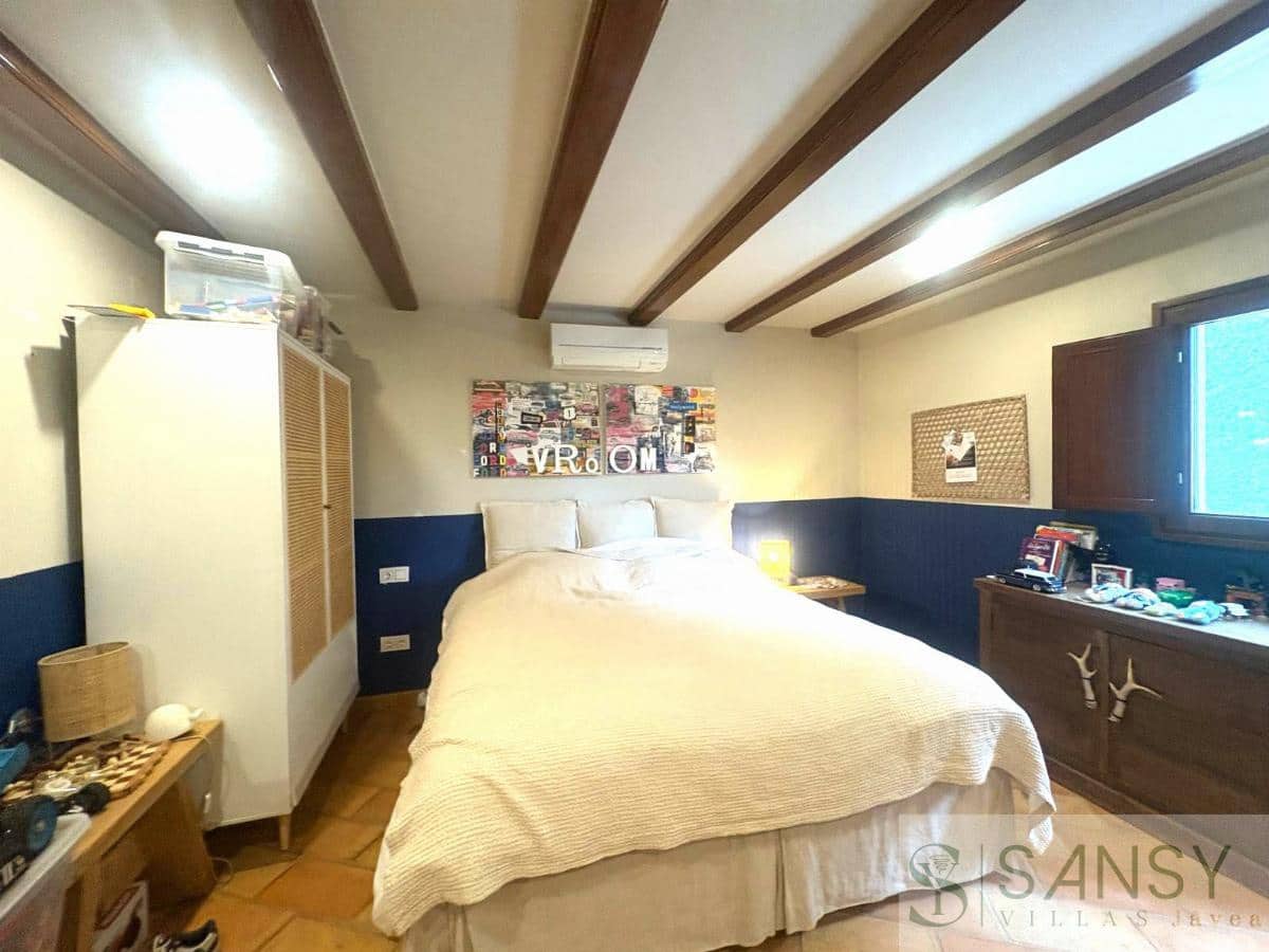 5 soveværelse Villa til salg i Javea / Xabia med swimmingpool garage - € 1.495.000 (Ref: 9796214)