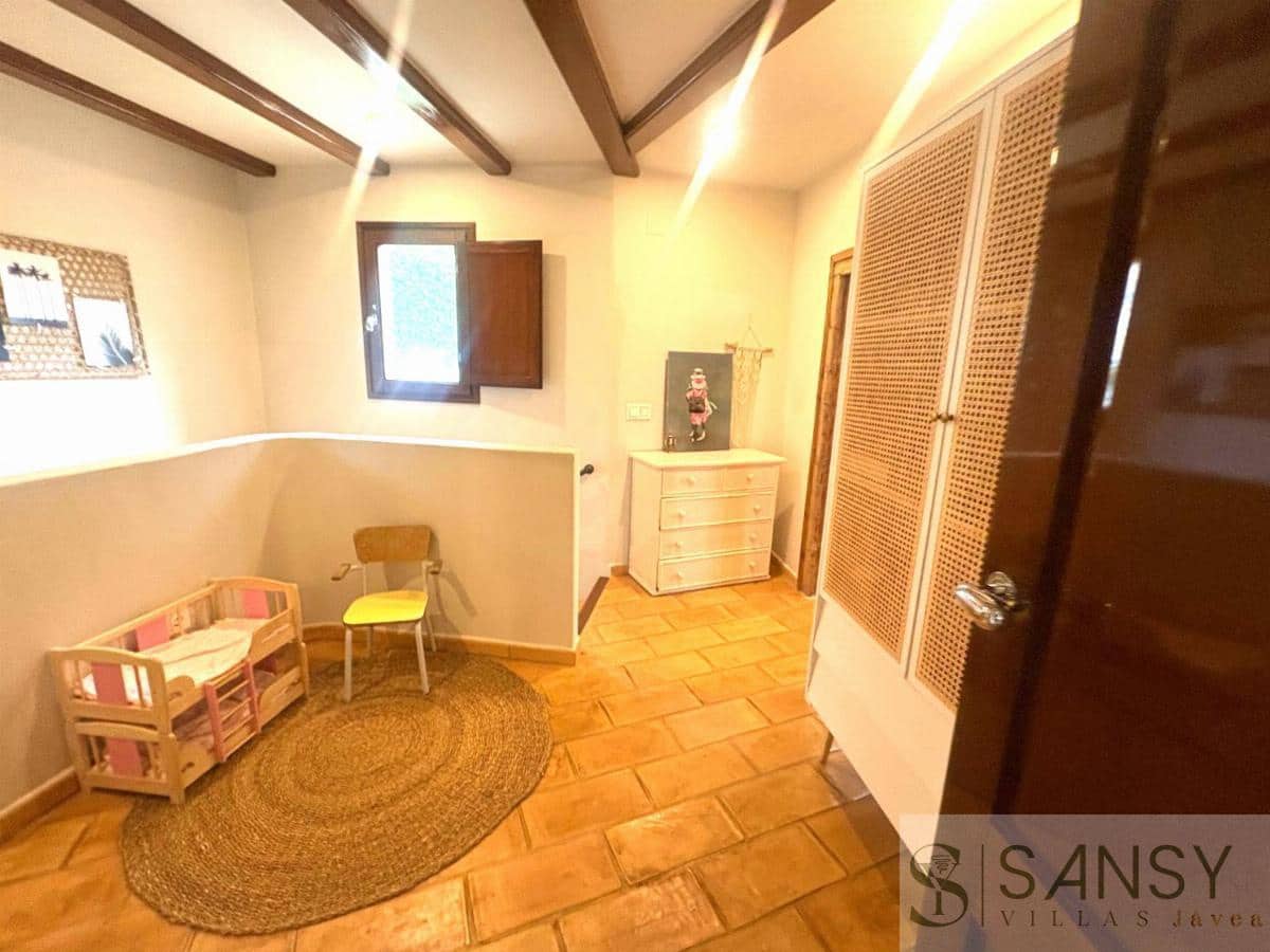 5 soveværelse Villa til salg i Javea / Xabia med swimmingpool garage - € 1.495.000 (Ref: 9796214)