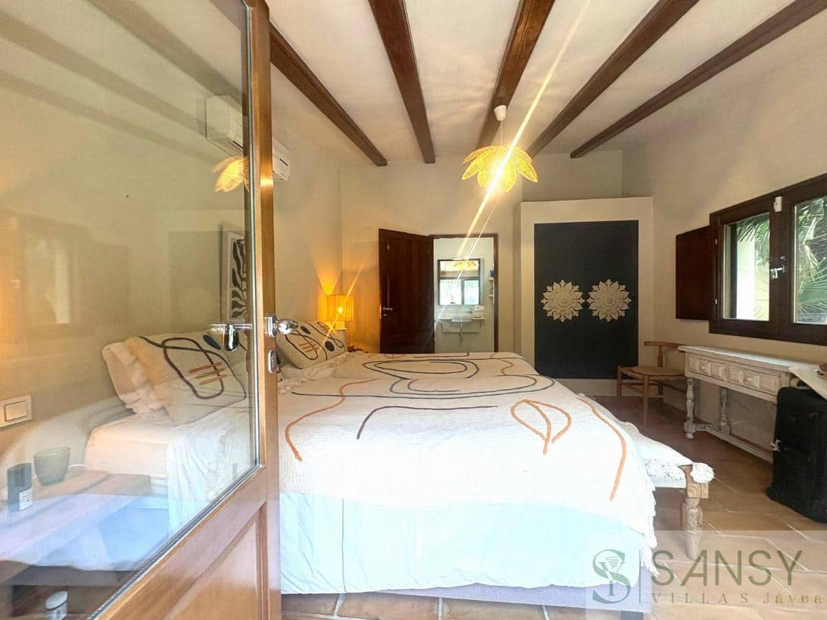 5 soveværelse Villa til salg i Javea / Xabia med swimmingpool garage - € 1.495.000 (Ref: 9796214)