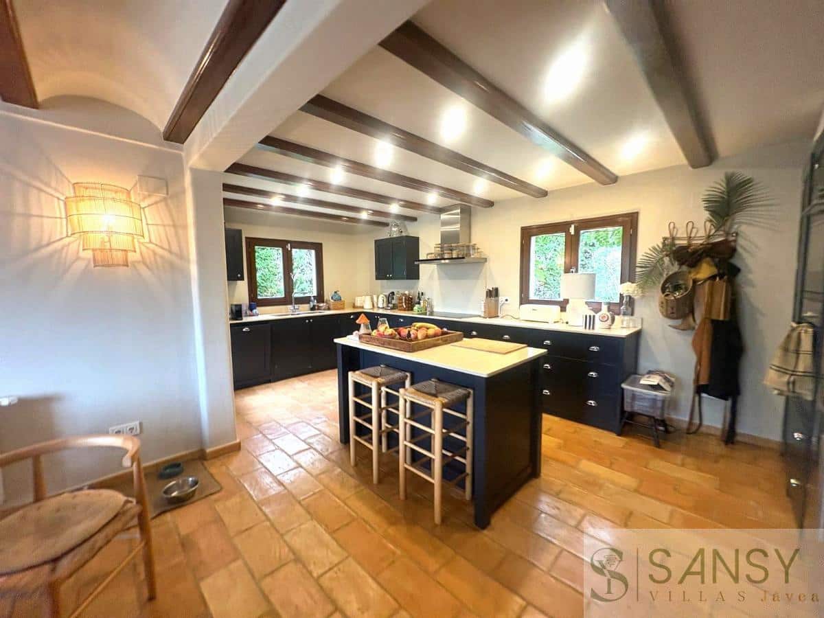 5 soveværelse Villa til salg i Javea / Xabia med swimmingpool garage - € 1.495.000 (Ref: 9796214)