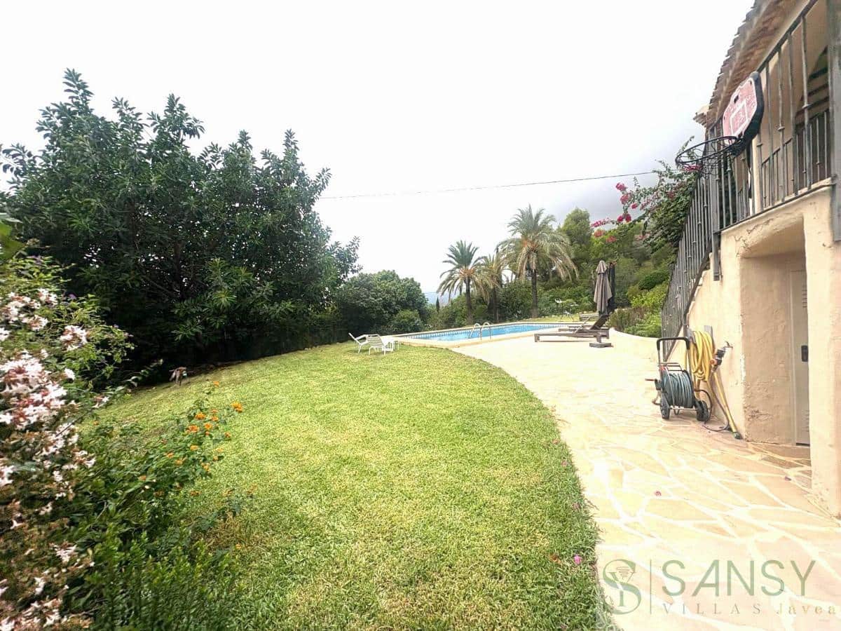 5 soveværelse Villa til salg i Javea / Xabia med swimmingpool garage - € 1.495.000 (Ref: 9796214)
