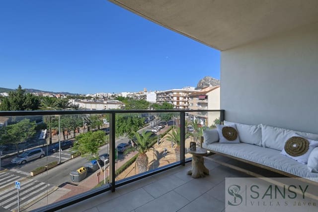 Apartamento de 2 habitaciones en Centro ciudad, Javea / Xàbia en venta con piscina garaje - 590.000 € (Ref: 9796215)