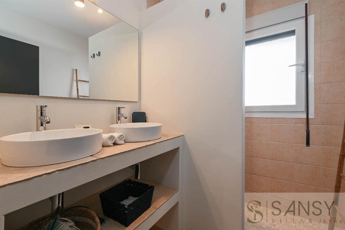 4 slaapkamer Villa te koop in Benissa met zwembad garage - € 845.000 (Ref: 9796216)