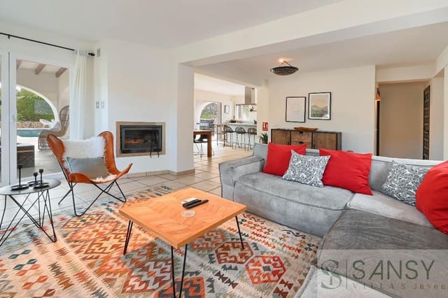 4 slaapkamer Villa te koop in Benissa met zwembad garage - € 845.000 (Ref: 9796216)