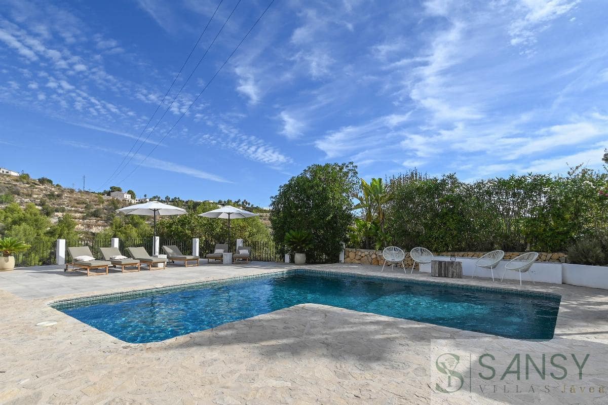 4 slaapkamer Villa te koop in Benissa met zwembad garage - € 845.000 (Ref: 9796216)