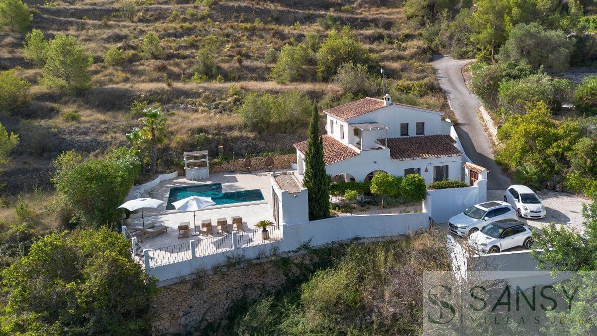4 slaapkamer Villa te koop in Benissa met zwembad garage - € 845.000 (Ref: 9796216)