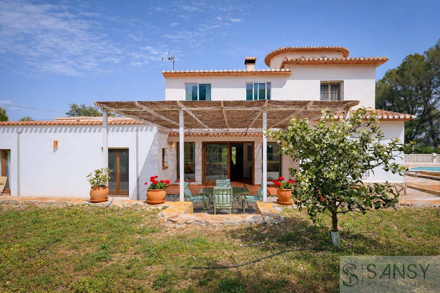 4 soverom Villa til salgs i Denia med svømmebasseng garasje - € 780 000 (Ref: 9796217)