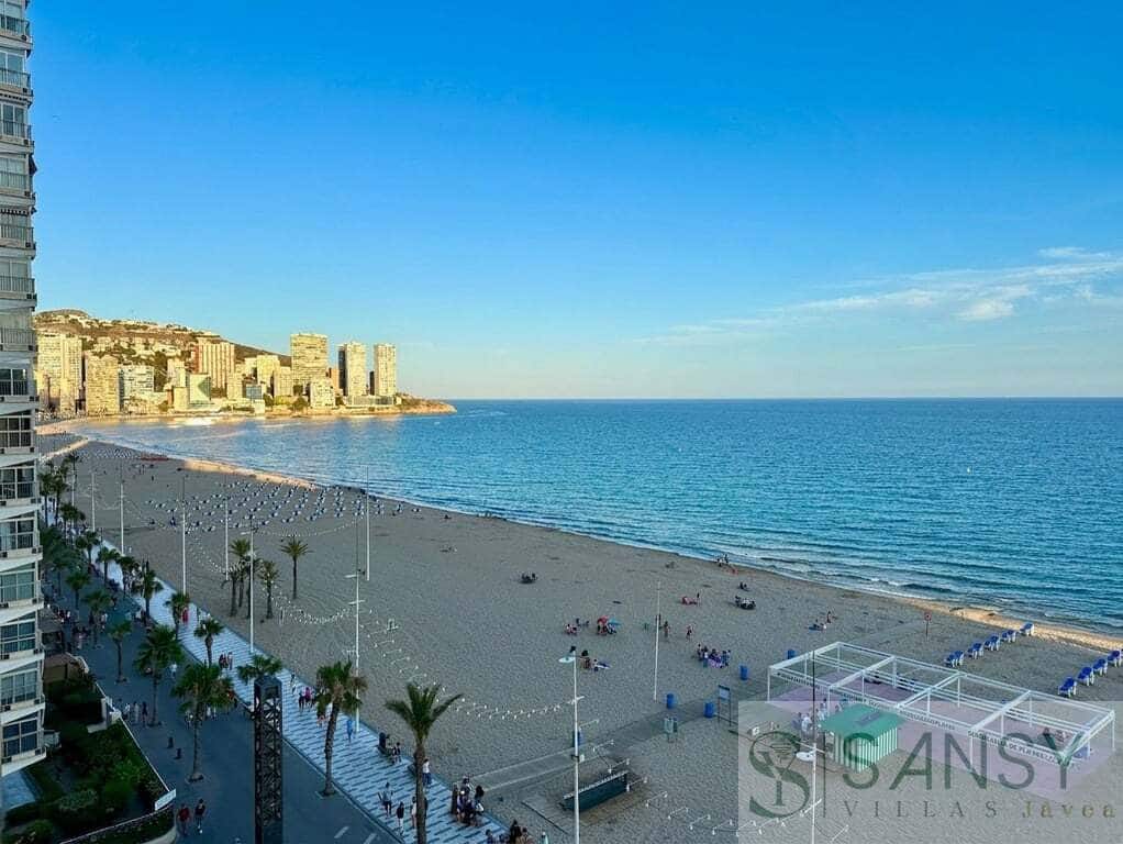 2 soverom Leilighet til salgs i Benidorm med svømmebasseng - € 520 000 (Ref: 9796218)
