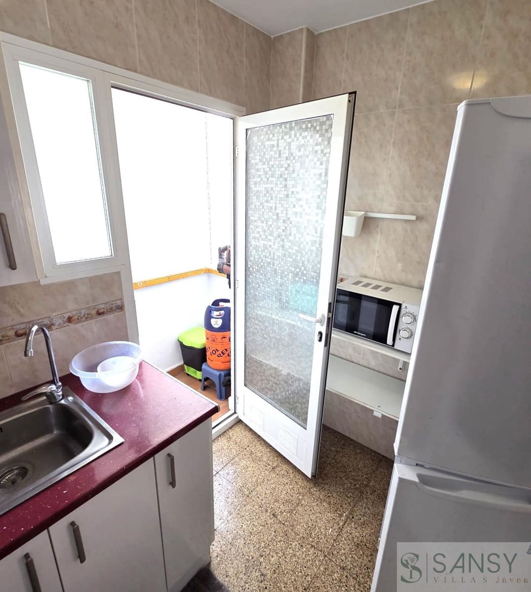 3 quarto Apartamento para arrendar em Javea / Xabia - 1 300 € (Ref: 9796219)